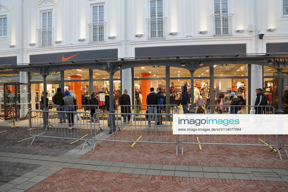 Corona Situation in Outlet Center Parndorf, 23 02 2021 Corona Pandemic, Corona, Corona Virus, CoV 2, Covid 19, Sars, virus, virus infection, pandemic, AVN10100245454