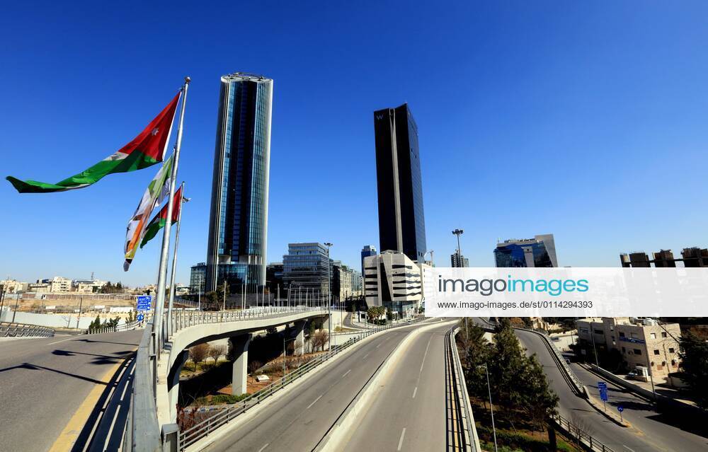 (210227) -- AMMAN, Feb. 27, 2021 -- Photo taken on Feb. 26, 2021 shows empty streets in Amman, Jordan. Jordan on Wednesday decided to reinstate curfew on each Friday starting from Feb. 26 in addition to extending daily curfew by two hours as part of anti-pandemic measures as infections keep rising in the kingdom. During a press conference on Wednesday, Minister of State for Media Affairs Ali Al Ayed announced that businesses are allowed to operate until 9 p.m. local time while public movement will be permitted from 6 a.m. until 10 p.m. as of Thursday. (Photo by Xinhua) JORDAN-AMMAN-COVID-19-CURFEW MohammadxAbuxGhosh