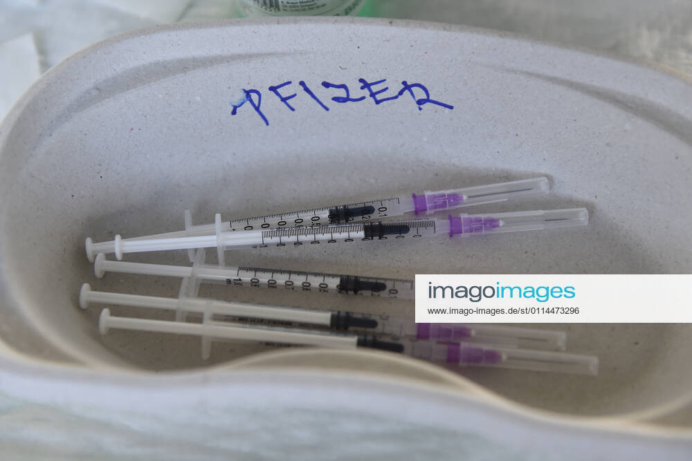 The Vaccination centre at the Brno Exhibition Grounds starts vaccinate the Svazna School teachers with Comirnaty vaccine from Pfizer BioNTech, on Tuesday, March 2nd, 2021. (CTKxPhoto VaclavxSalek) CTKPhotoP202103020844301 sal 07
