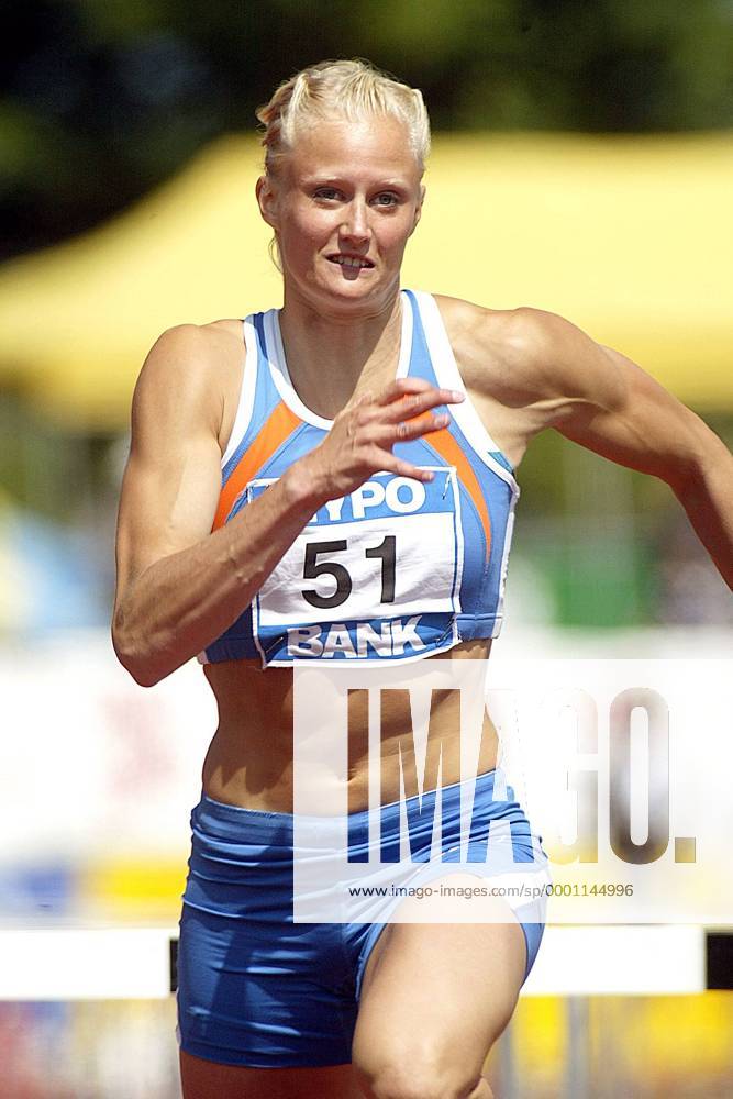 Carolina Klüft (Schweden) - Hürdenlauf Leichtathletik Damen Internationales Mehrkampfmeeting 2004, Mehrkampf-Meeting, Siebenkampf, Einzelbild Götzis