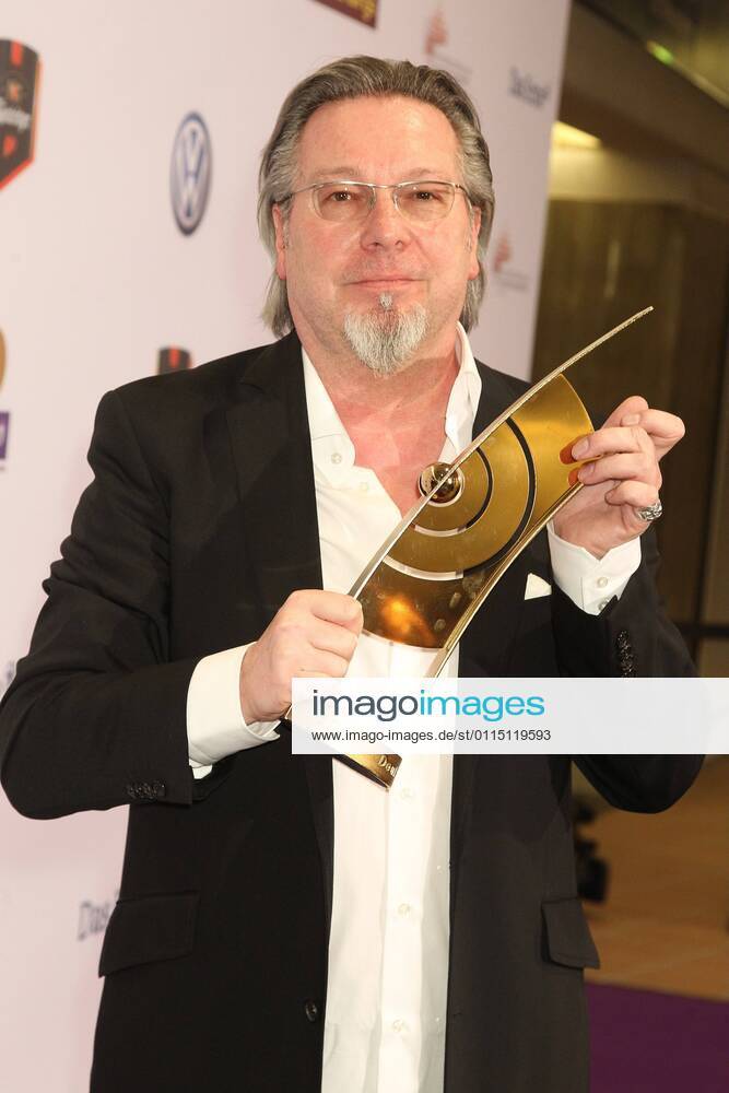 Gerd Gebhardt, Executive Producer Echo with golden Echo at the Echo 2011 the German Music Award at the award wall in the Messe Berlin am Funkturm It is the 20 Echo 20 years Echo