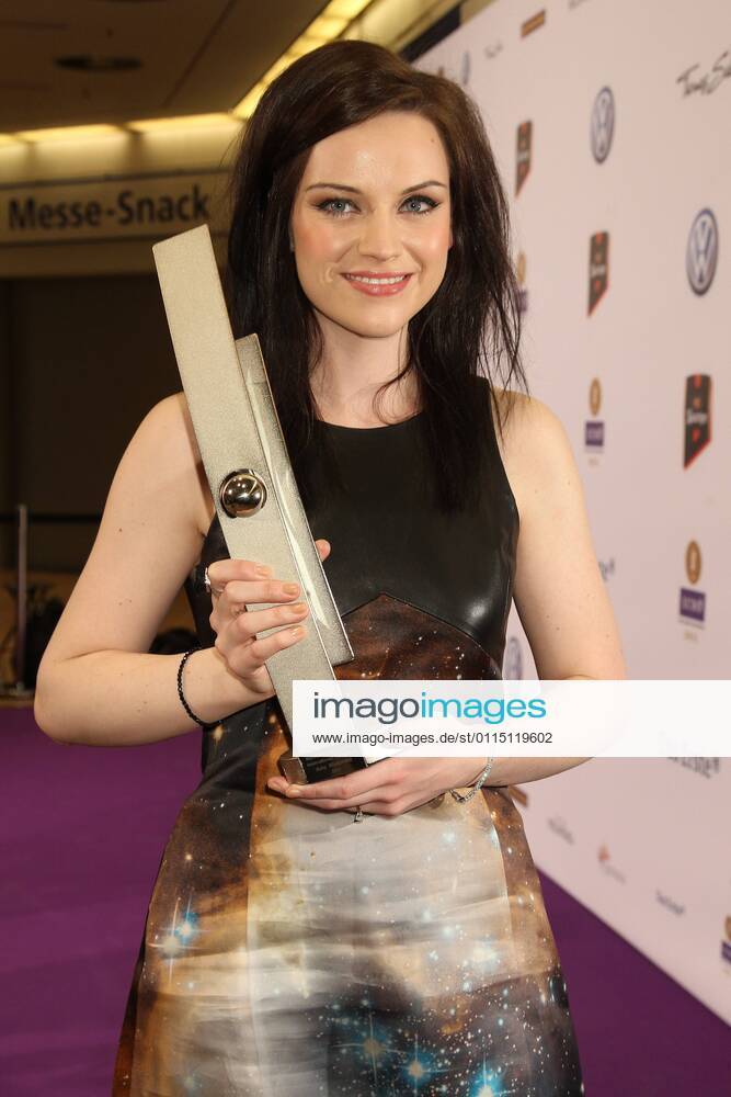 Award winner Amy Macdonald at the Echo 2011 the German Music Award at the award wall in the Messe Berlin am Funkturm It is the 20 Echo 20 years Echo