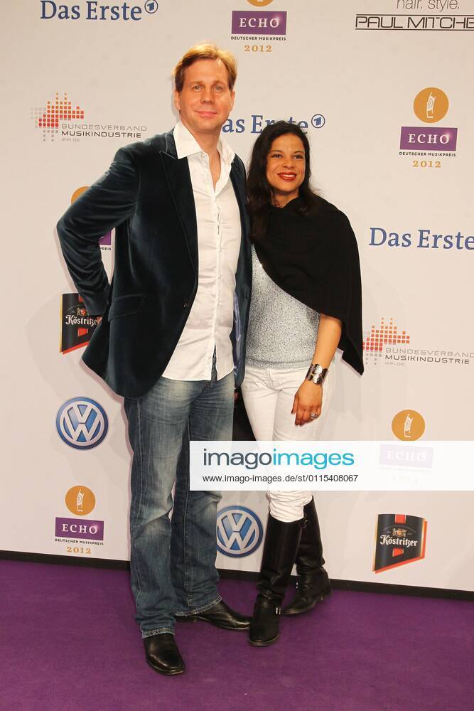Thomas heinze and jackie brown at the Echo 2012 the german music award on the red carpet before the award ceremony at the Messe Berlin