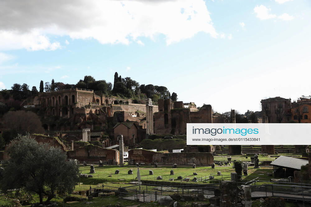 (210316) -- ROME, March 16, 2021 -- The Roman Forum is closed in Rome, Italy, March 15, 2021. Italy entered into a new period of semi-lockdown on Monday, with over half of its 20 regions falling into the red zone and subject to the maximum level of restrictions. ) ITALY-ROME-COVID-19-SEMI-LOCKDOWN ChengxTingting