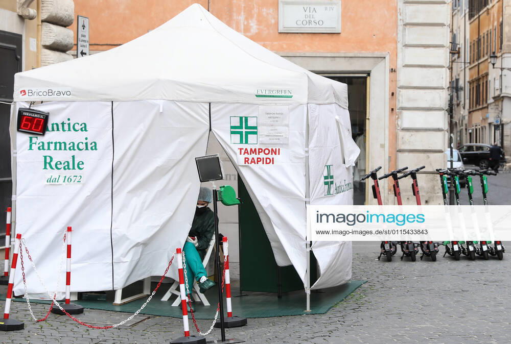 (210316) -- ROME, March 16, 2021 -- A medical worker waits inside a COVID-19 rapid test point in Rome, Italy, March 15, 2021. Italy entered into a new period of semi-lockdown on Monday, with over half of its 20 regions falling into the red zone and subject to the maximum level of restrictions. ) ITALY-ROME-COVID-19-SEMI-LOCKDOWN ChengxTingting