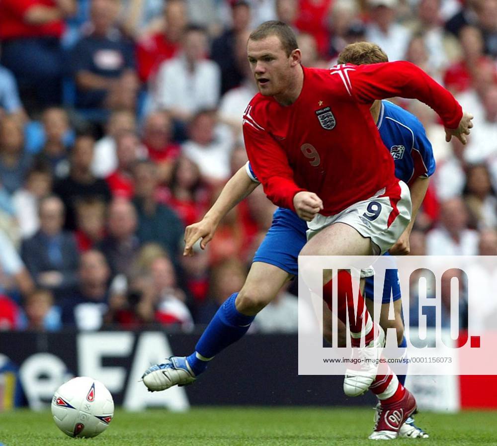 Wayne Rooney (England) - Antritt Fußball Länderspiel Herren Länderspiel 2004, Freundschaftsspiel, Test, Testspiel, Nationalmannschaft, Nationalteam, Vdig Einzelbild Manchester Dynamik,