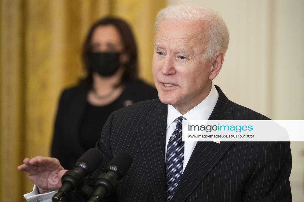 Coronavirus in den USA, Joe Biden verkündet fast 100 Millionen Impfungen seit Amtsantritt US President Joe Biden delivers remarks on the state of COVID-19 vaccinations, in the East Room of the White House in Washington, DC, on March 18, 2021. The United States has surpassed 100 million COVID-19 vaccine doses administered. WAX20210318763 MichaelxReynolds