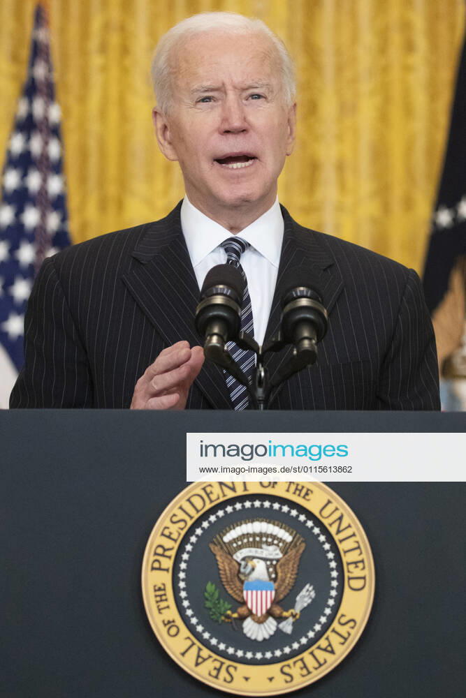 Coronavirus in den USA, Joe Biden verkündet fast 100 Millionen Impfungen seit Amtsantritt US President Joe Biden delivers remarks on the state of COVID-19 vaccinations, in the East Room of the White House in Washington, DC, on March 18, 2021. The United States has surpassed 100 million COVID-19 vaccine doses administered. WAX20210318766 MichaelxReynolds