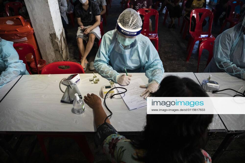 A woman has her blood pressure checked, after receiving a dose of CoronaVac, a Covid-19 coronavirus vaccine developed by Chinas Sinovac Biotech ltd, in Bangkok, Thailand, on Friday March 19, 2021. Health workers have been vaccinating 600 residents per day, after a cluster of Covid-19 coronavirus cases were discovered at the Bang Khae market in Bangkok on Wednesday, March 17. Thailand - ZUMAm249 20210319_zip_m249_017
