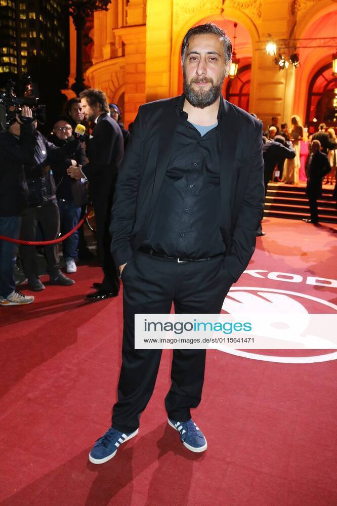 Kida Khodr Ramadan on the Red Carpet at the Hessian Film and Cinema Awards 2015 in the Alte Oper Frankfurt