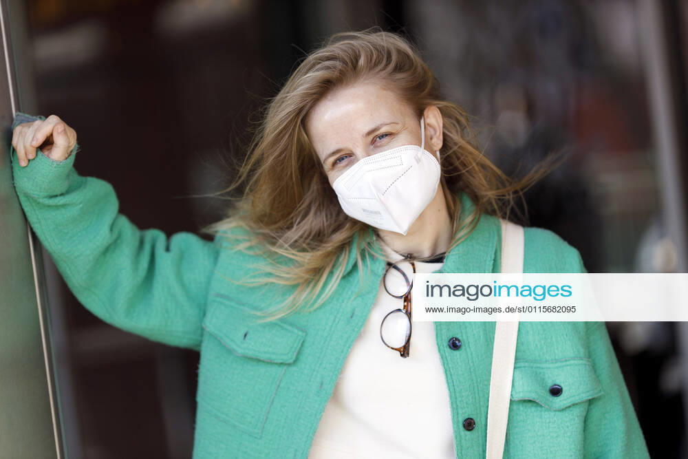 Ilse DeLange leaving for the filming of the 13th season of the RTL dance show Let s Dance at the MMC Coloneum Cologne, 19 03 2020 Foto:xC.xFuturexImage