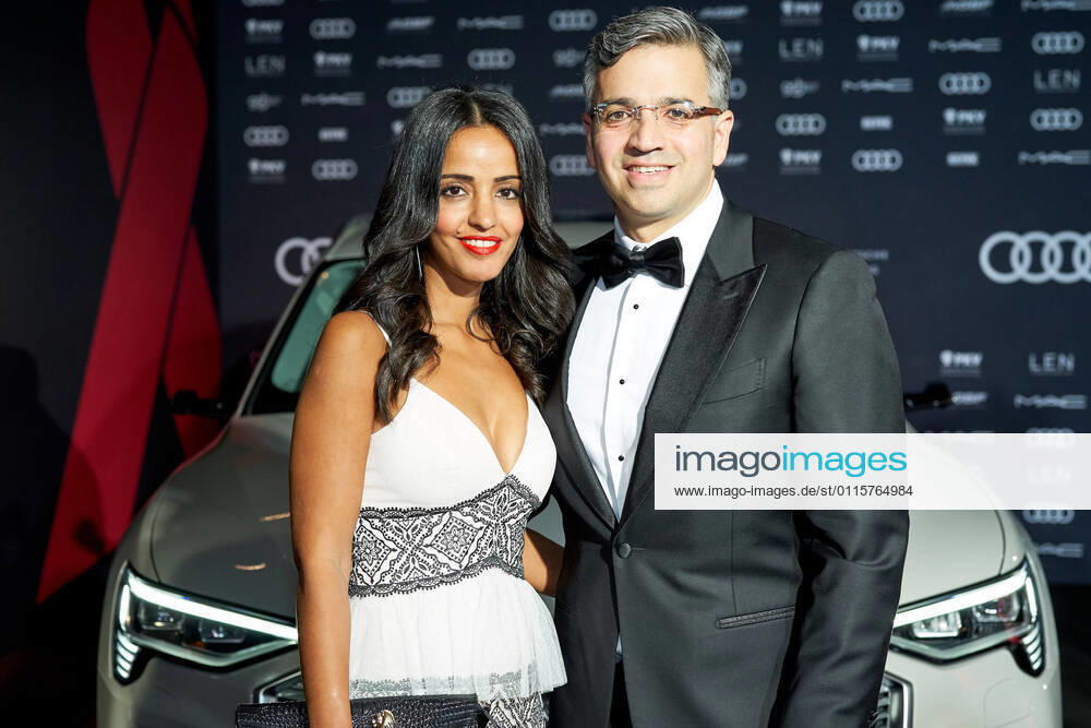 Sawsan Chebli with husband Nizar Maarouf arriving on the black carpet at the 26 FESTIVAL OPERA Gala FOR THE GERMAN AIDS FOUNDATION IN BERLIN at the Deutsche Oper in Berlin