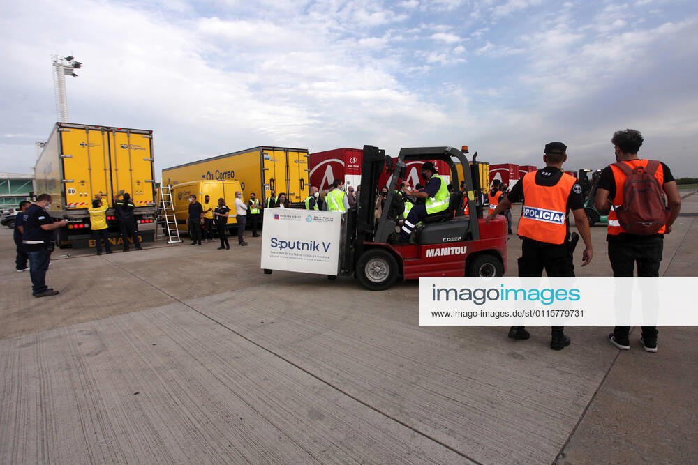 An Aerolineas Argentinas flight arrived in the country a new one bringing a new batch of 500,000 doses of the Sputnik V vaccine against the coronavirus. Buenos Aires Argentina - ZUMAs258 20210322_zip_s258_006