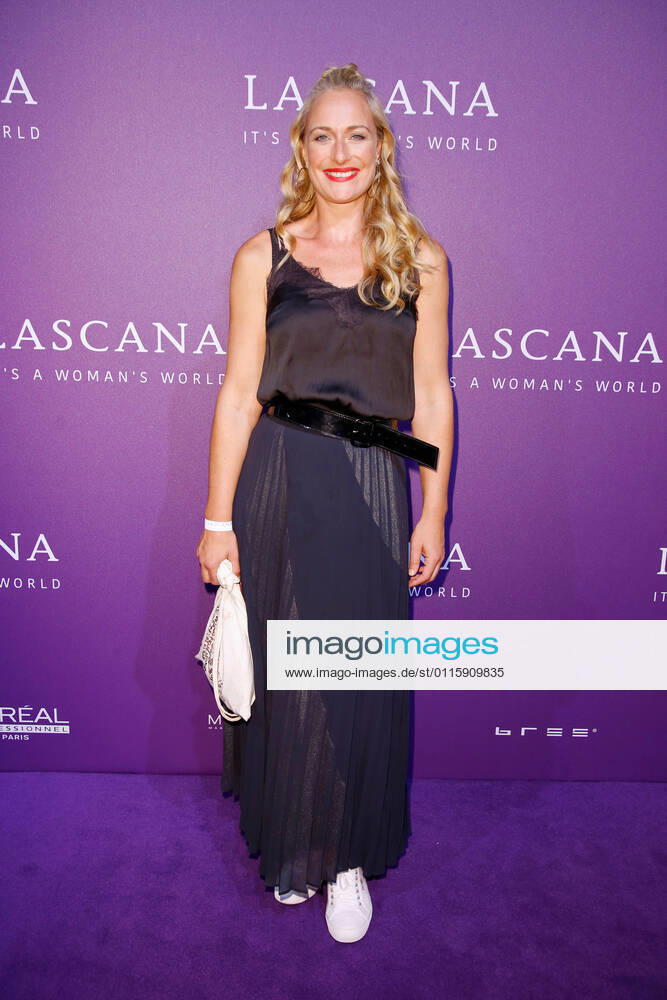 Eva Mona Rodekirchen on the red carpet at the LASCANA It s a Woman s World Fashion Show at the nhow Hotel in Berlin