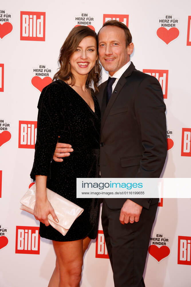 Wotan Wilke Möhring with girlfriend Cosima Lohse on the red carpet at the big TV fundraising gala Ein Herz für Kinder at Studio G in Berlin Adlershof