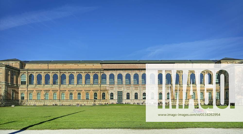 People sunbathing behind the south side of the Alte Pinakothek, Munich, Upper Bavaria, Bavaria, Germany, Europe
