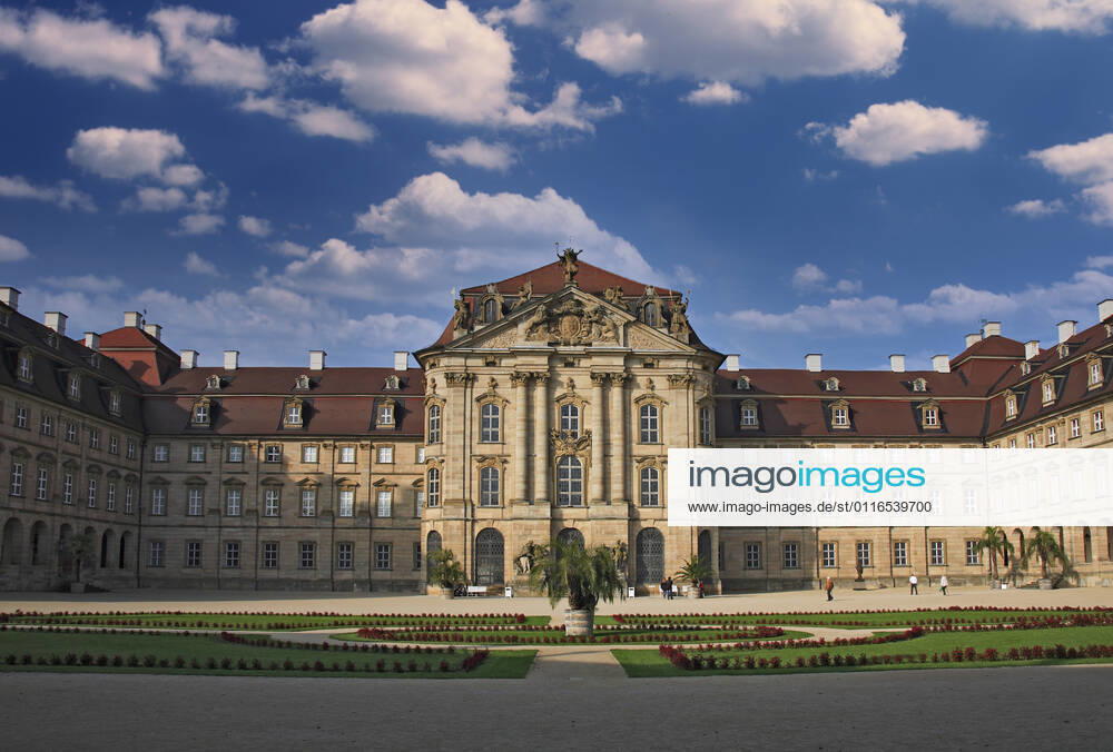 Schloss Weißenstein wurde zwischen 1711 und 1718 unter Lothar Franz von Schönborn, dem Bamberger Fürstbischof und Kurfürst von Mainz in Pommersfelden bei Bamberg als Gründungsbau des fränkischen Barocks erbaut, Oberfranken, Bayern, Deutschland , (Originaldatum nicht bekannt) 50111360