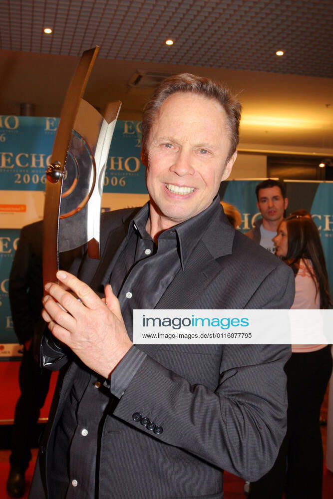 Echo Awards 12 03 2006 Saenger Peter Kraus, prize winner, at the Echo Awards ceremony, at the Hotel Estrel, Sonnenallee 225, Berlin 12 03 2006
