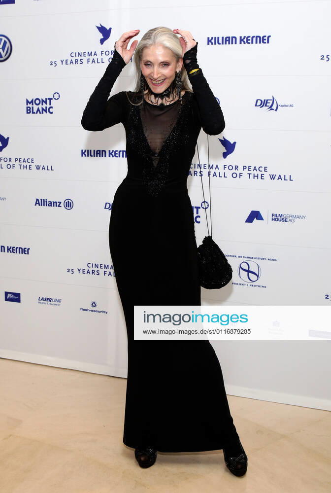 Eveline Hall - Heroes Gala in Hotel Adlon in Berlin am 08.11.2014