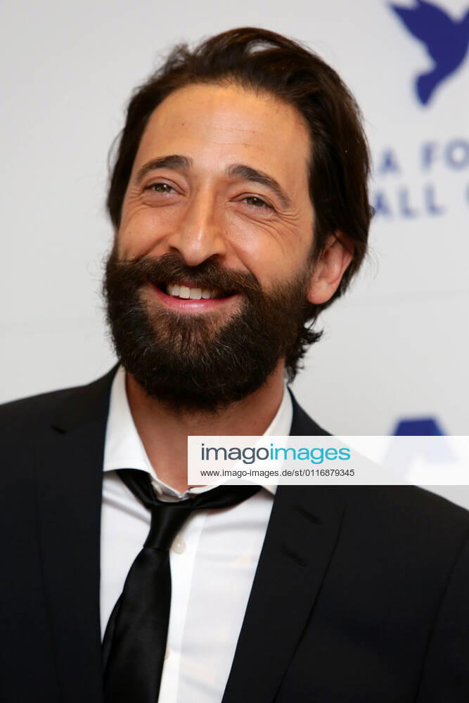 Adrien Brody - Heroes Gala in Hotel Adlon in Berlin am 08.11.2014
