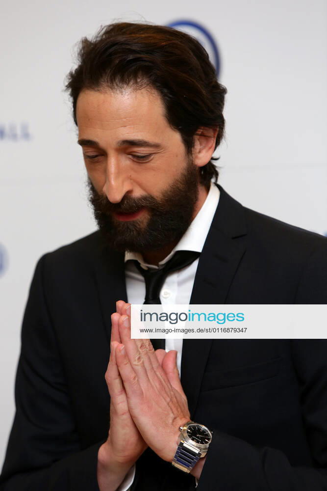Adrien Brody - Heroes Gala in Hotel Adlon in Berlin am 08.11.2014