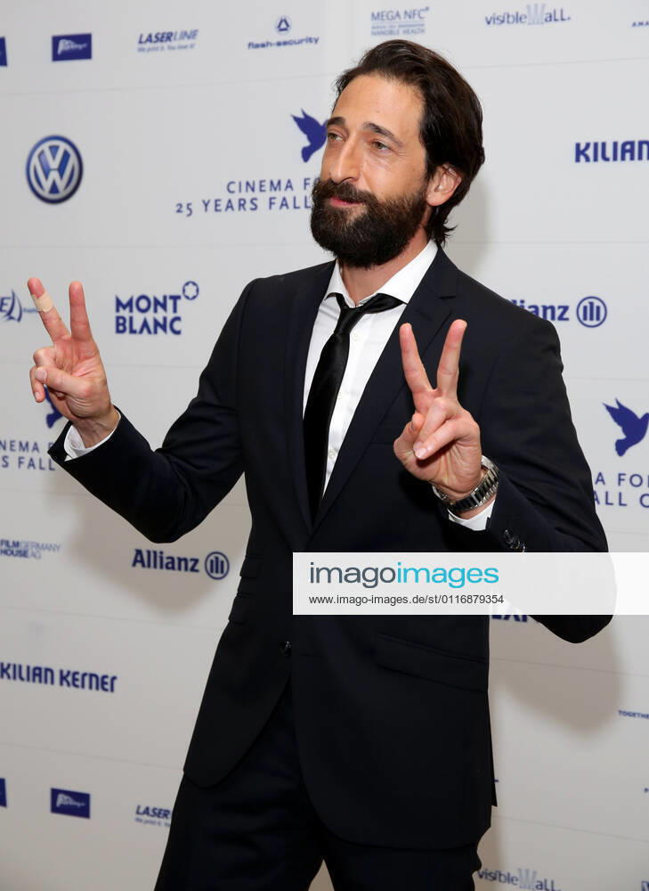 Adrien Brody - Heroes Gala in Hotel Adlon in Berlin am 08.11.2014