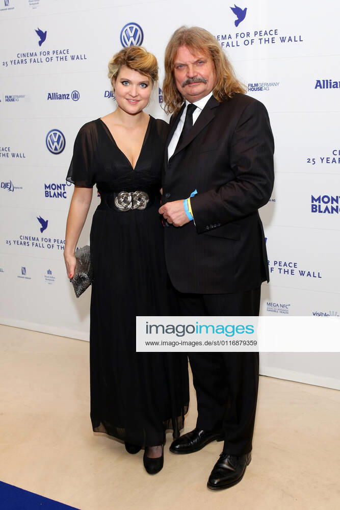 Leslie Mandoki mit Tochter Lara - Heroes Gala in Hotel Adlon in Berlin am 08.11.2014