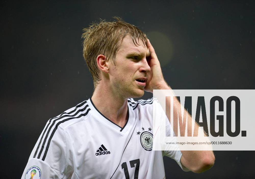 Per MERTESACKER (GER) Fussball Länderspiel WM2014-Qualifikation: Deutschland - Schweden in Berlin, Deutschland am 16.10.2012,