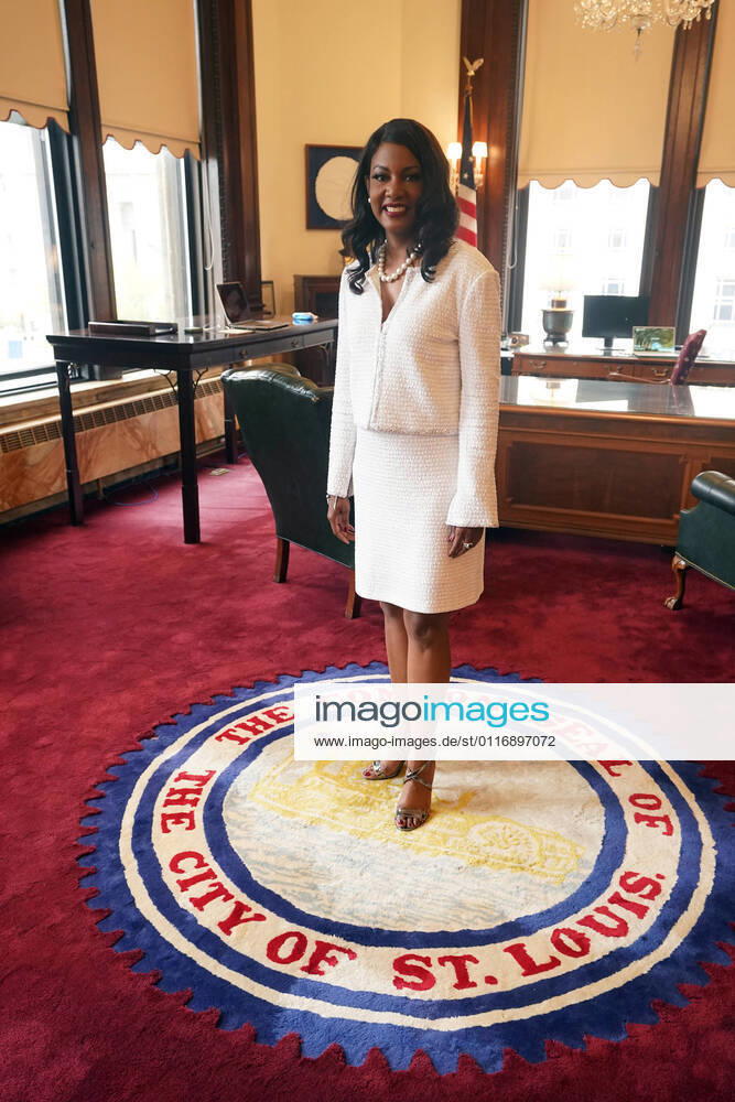 Tishaura O. Jones poses for a photo in her office after taking the official oath of office to become the first black woman to hold the office of Mayor of St. Louis in St. Louis on Tuesday, April 20, 2021. Jones was previously the Treasurer of St. Louis since 2013. SLP2021042005 BILLxGREENBLATT