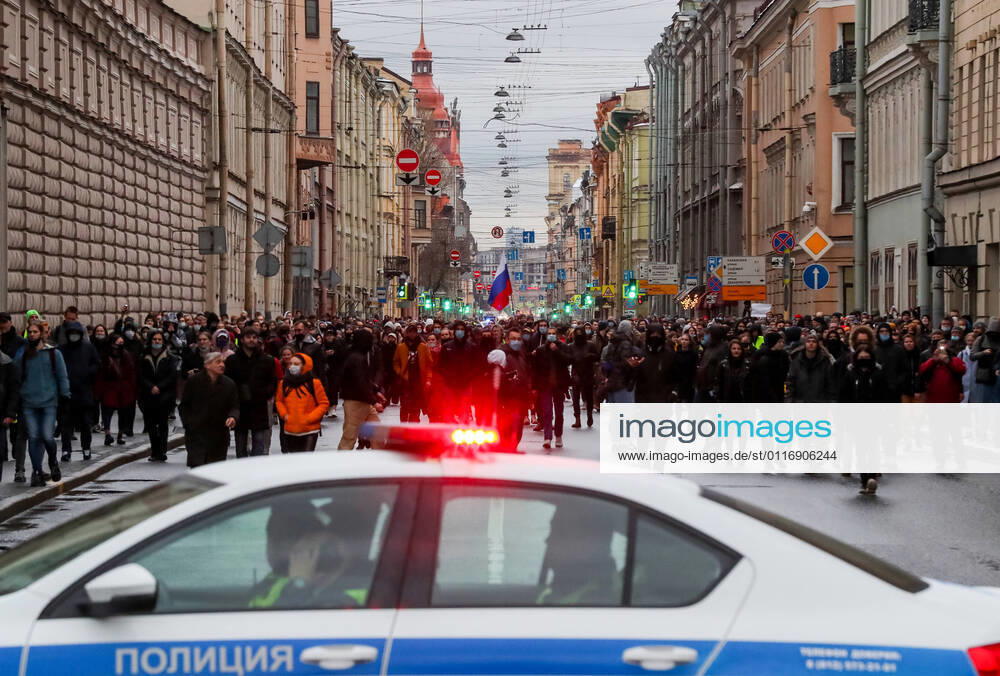 Supporters of Russian opposition activist Alexei Navalny hold an unauthorized rally. Peter Kovalev TASS TS0FD8F6