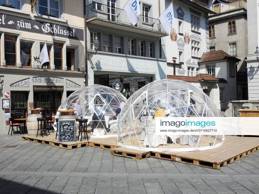 Photo Manuel Geisser 23 04 2021 Covit 19 Gastrobranche,Gastrobetriebe Lockdown , Creative ideas needed Picture Igloo garden in front of a restaurant Lucerne