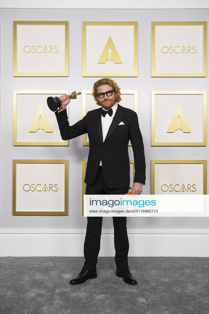 Erik Messerschmidt poses backstage with the Oscar for Cinematography during the live ABC Telecast of The 93rd Oscars at Union Station in Los Angeles. Los Angeles USA - ZUMAz03_ 20210425_sso_z03_211