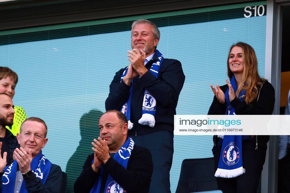 Chelsea owner Roman Abramovich is all smiles after the Chelsea v Sunderland game at Stamford Bridge, London on May 21, 2017. Chelsea were officially crowned the EPL English Premier League Champions, for the second time in three seasons, after the Chelsea v Sunderland game at Stamford Bridge, London on May 21, 2017. Chelsea Owner Novel Abramovich is All Smiles After The Chelsea v Sunderland Game AT Stamford Bridge London ON May 21 2017 Chelsea were Officially crowned The EPL English Premier League Champions for The Second Time in Three Seasons After The Chelsea v Sunderland Game AT Stamford Bridge London ON May 21 2017 imago 28502713