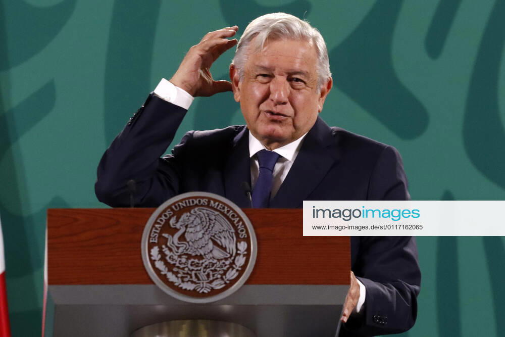 Mexiko, Andres Manuel Lopez Obrador Pressekonferenz in Mexiko-Stadt President Lopez Obrador Meet With Media Mexican President Andres Manuel Lopez Obrador meet with the media during his daily morning news conference at National Palace. on May 7, 2021 in Mexico City, Mexico. Mexico City Mexico group-mexicanp210507_npp0r