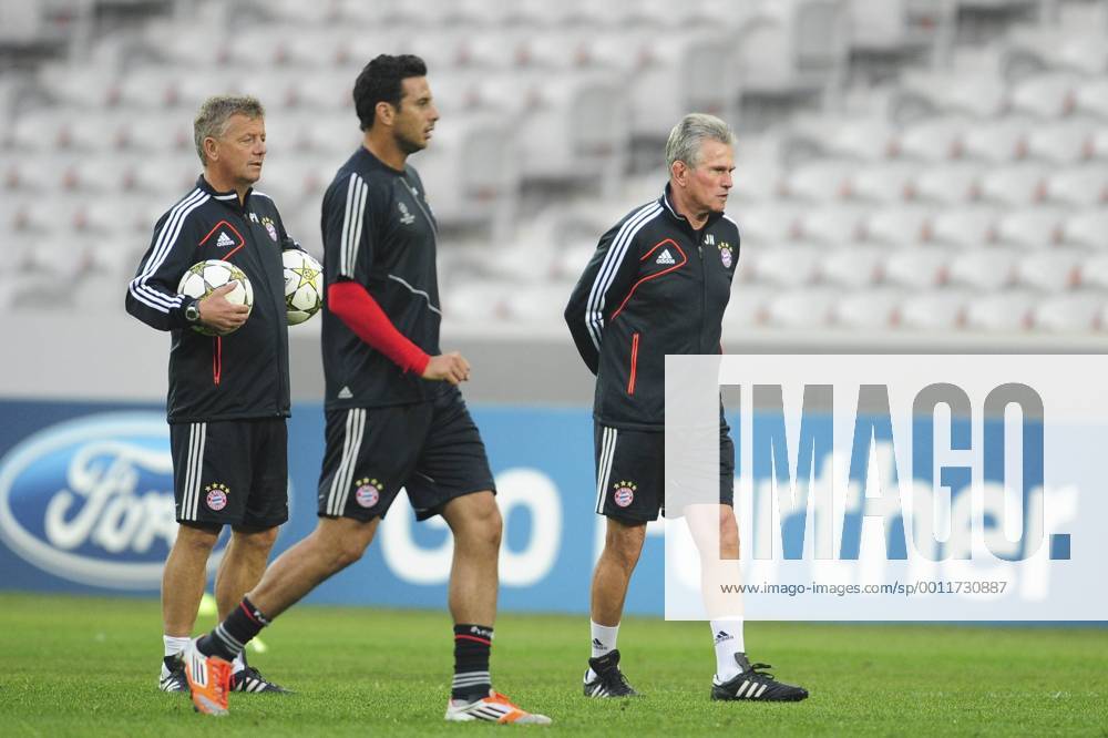 Jupp Heynckes - entraineur du Bayern de Munich FOOTBALL : entrainement du Bayern de Munich - Champions League - 22 10 2012 JBAutissier Panoramic
