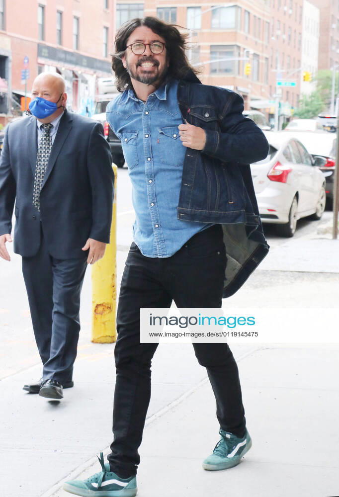 NEW YORK, NY- May 25: Dave Grohl seen at CBS studios promoting the reality series From Cradle to Stage at CBS This Morning on May 25, 2021 in New York City.