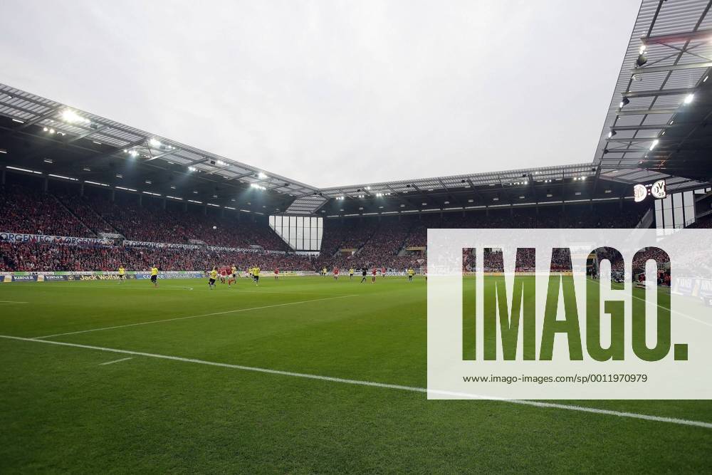 Fußball, Stadiongeschichte 1. FSV Mainz 05 Blick in den Innenraum der Coface-Arena