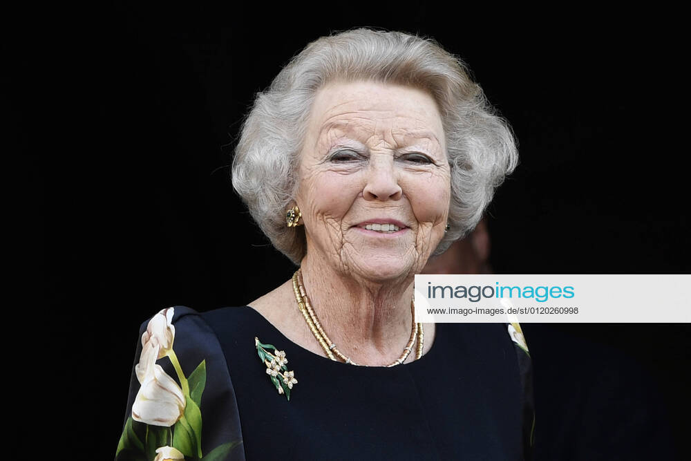 Amsterdam Princess Beatrix arriving for the presentation of the 2020 and 2021 Silver Carnations (Zilveren Anjers) of the Prince Bernhard Cultuurfonds in the Royal Palace Amsterdam. Â