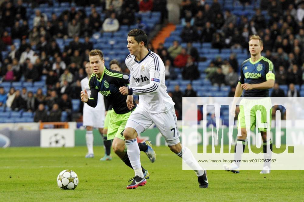 Real Madrid - Ajax - UEFA Champions League 2012 2013 - Group D - Matchday 6 Cristiano Ronaldo; Moisaden and De Jong Estadio Santiago Bernabeu - Madrid - Spain- 04 12 2012