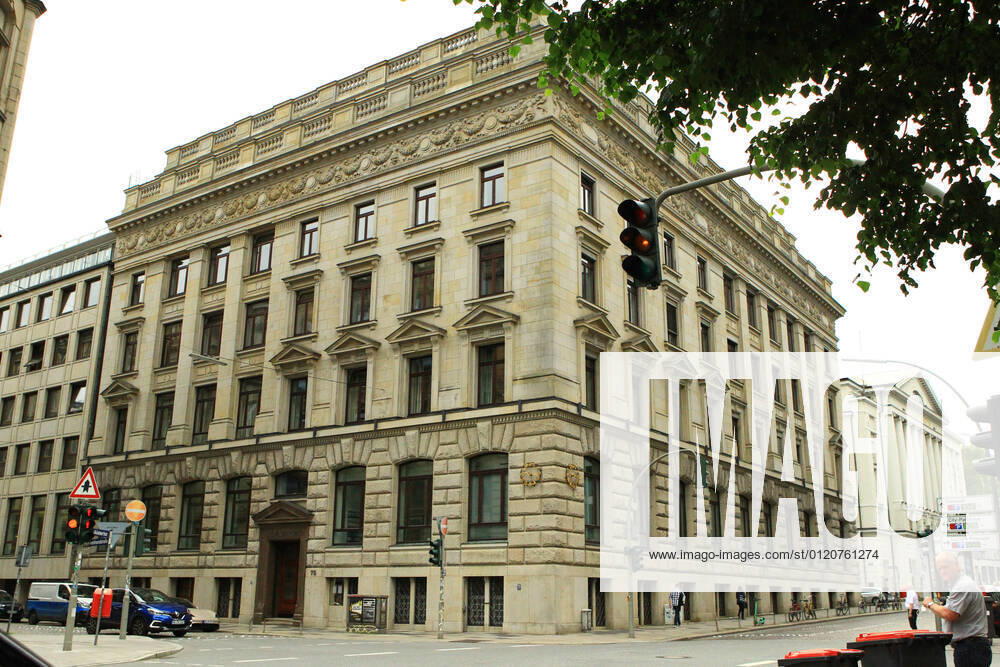 The headquarters of the private bank M M Warburg CO, which was involved in the Cum Ex affair, is located at Ferdinandstrasse 75 in Hamburgs inner city Innenstadt Hamburg