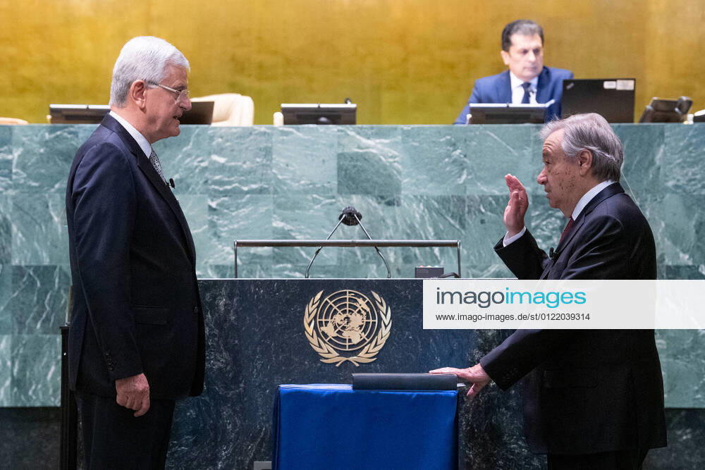 (210618) -- UNITED NATIONS, June 18, 2021 -- Antonio Guterres (R, Front) takes the oath of office for his second term as the United Nations secretary-general at the UN headquarters in New York, on June 18, 2021. The United Nations General Assembly (UNGA) on Friday appointed Antonio Guterres as the UN secretary-general for a second term of five years beginning Jan. 1, 2022. ( Handout via Xinhua) UN-SECRETARY-GENERAL-GUTERRES-SECOND TERM-APPOINTMENT EskinderxDebebe UNxPhoto