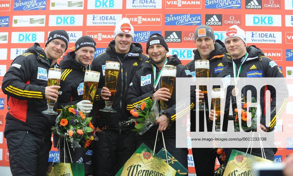 Die drei deutschen Teams, v.l.: Manuel Machata, Francesco Friedrich, Jannis Bäcker, Thomas Florschütz, Kevin Kuske, Christian Poser, Wintersport, Bob, FIBT Weltcup in Altenberg (Sachsen), Bobsport, Zweierbob, 2er, Zweier-Bob, Zweier, Männer, 05.01.2013, DKB-Eiskanal Altenberg,