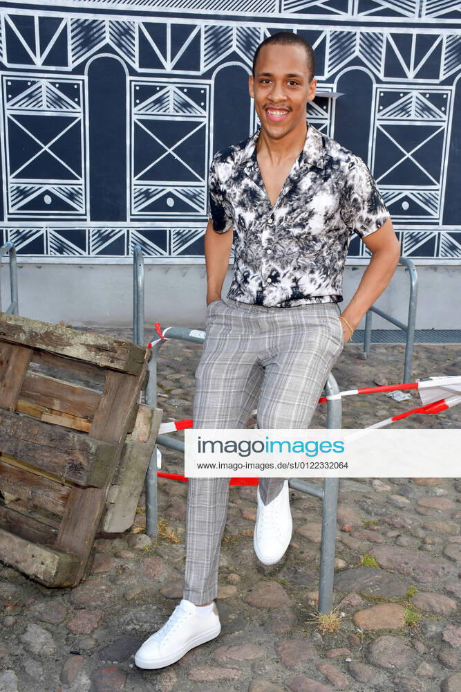 First Steps Award 2021 Jerry Hoffmann Arrival to the 22 Award Ceremony, red carpet to the Young Talent Award First Steps Award 2021 at the Holzmarkt in Berlin on 21 06 2021 Photopress Mueller