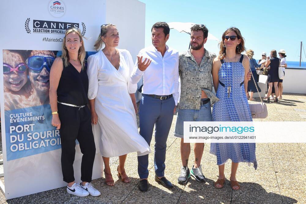 Conference de presse - Lancement de la saison culturelle et evenementielle de l ete 2021 a Cannes avec David Lisnard, maire de Cannes et Claudio Capeo au Palais des Festivals a Cannes. CELEBRITES : Conference de presse - Lancement de la saison culturelle et evenementielle de l ete 2021 a Cannes - Cannes - 26 06 2020 LionelUrman Panoramic