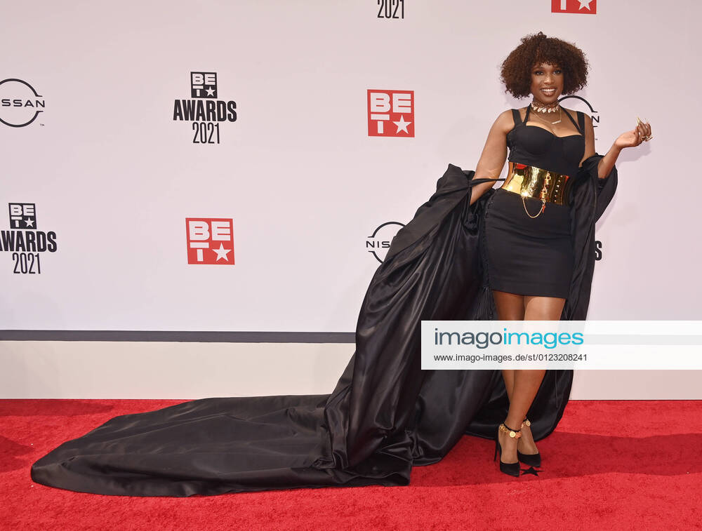 Singer Jennifer Hudson arrives for the BET Awards in Los Angeles on Sunday, June 27, 2021. After a socially distanced ceremony in 2020 due to the coronavirus pandemic, the BET Awards returned to a live ceremony. LAP2021062724 JIMxRUYMEN