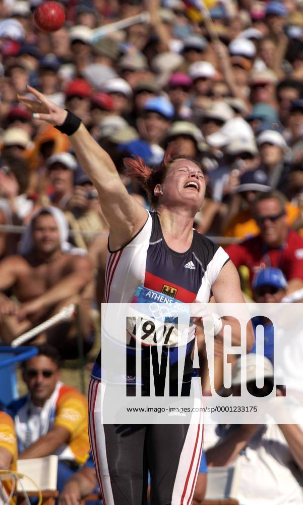 Nadine Kleinert (Deutschland) Leichtathletik OS Sommer Damen Olympische Sommerspiele Athen 2004, Olympia, Olympiade, Spiele, Kugel, Kugelstoß, Kugelstoßen Einzelbild Olympia Peloponnes, itself Dynamik,