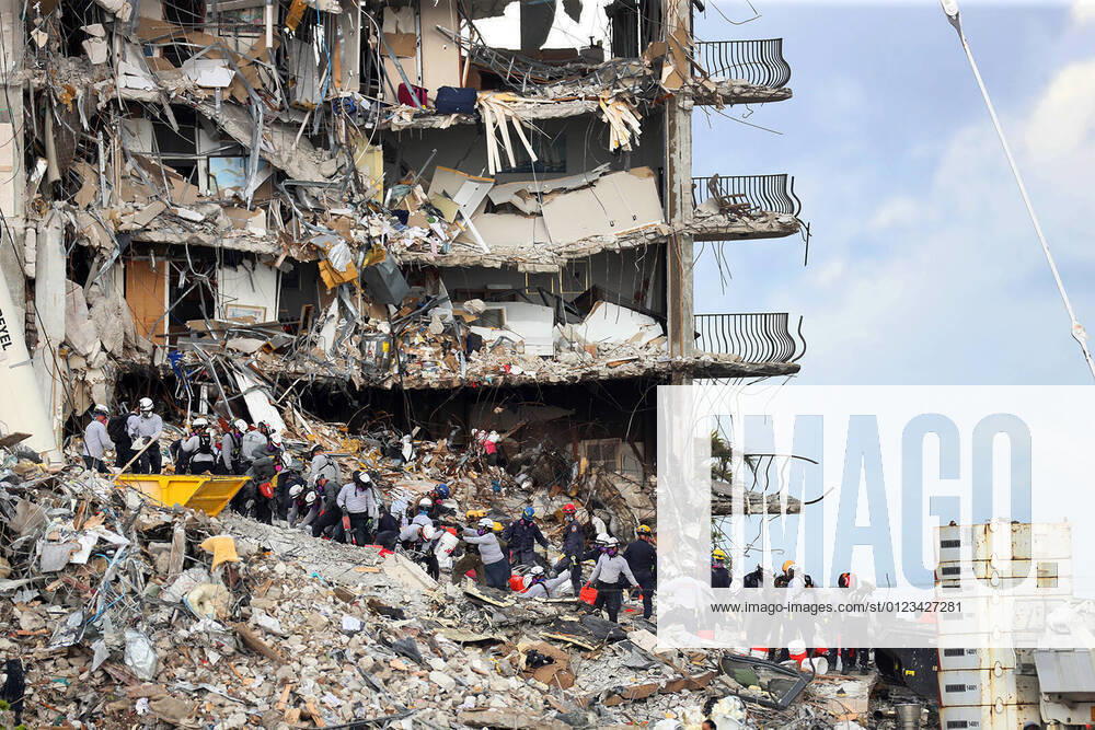 Search and Rescue teams look for possible survivors and to recover remains on Tuesday, June 29, 2021 at the site of the 12-story oceanfront Champlain Towers South Condo, at 8777 Collins Ave., that partially collapsed around 2 a.m. on Thursday, June 24, 2021 in Surfside, Fl. Surfside USA - ZUMAm67_ 20210629_zaf_m67_001