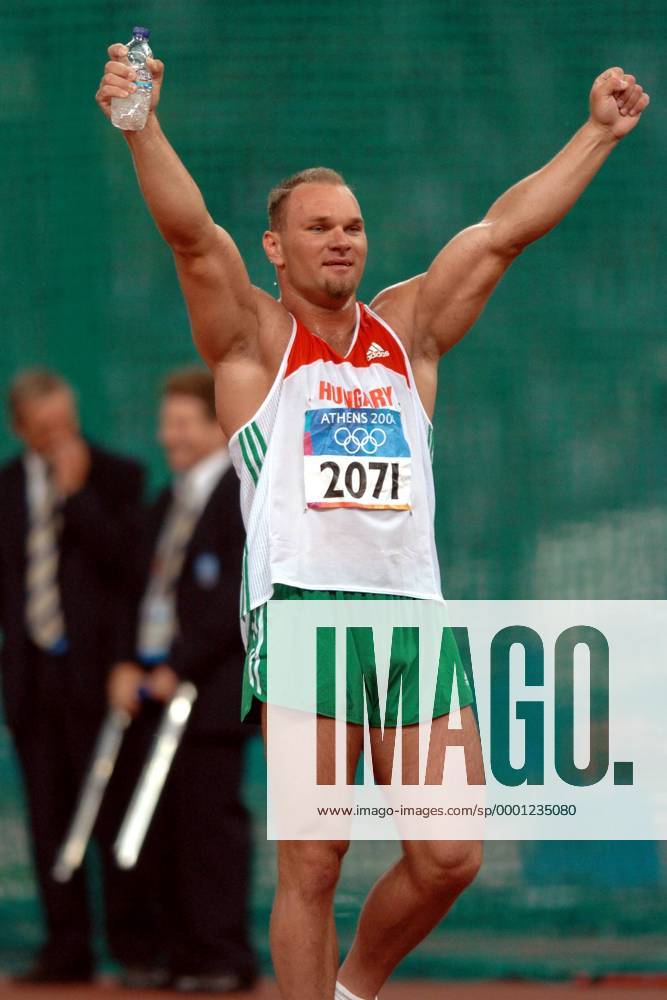 Robert Fazekas (Ungarn) jubelt über den Olympiasieg - als Dopingsünder überführt wurde ihm der Sieg jedoch wenig später wieder aberkannt Leichtathletik OS Sommer Herren Olympische Sommerspiele Athen 2004, Olympia, Olympiade, Spiele, Diskus, Diskuswurf, Diskuswerfen, Einzelbild Maroussi Freude,