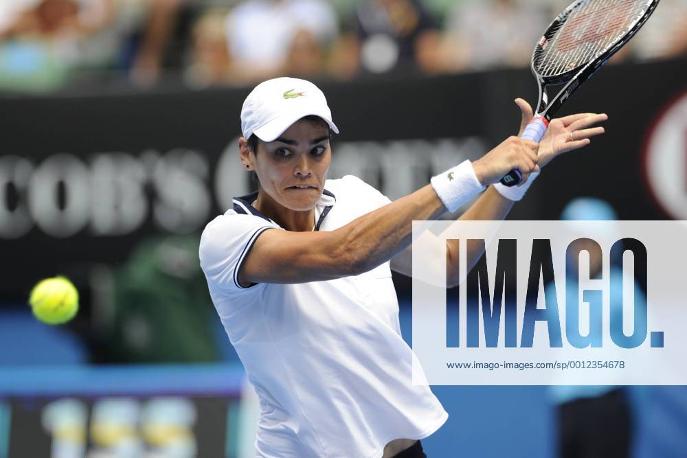 Melbourne, Australia. Eleni Daniilidou of Greece returns a shot in her match on day four of the Australian Open from Melbourne Park. xEstherxLimx ActionPlus11366512
