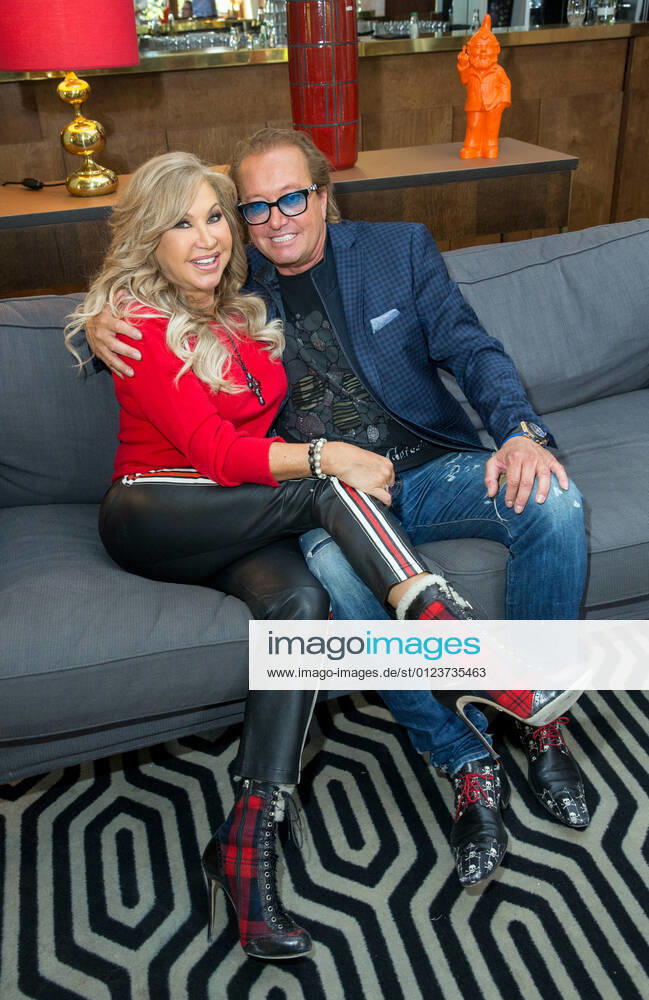 Carmen and Robert Geiss the Geisses at the hotel photo shoot Date 25 09 2018
